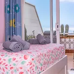 Premium Penthouse 105m2,bali Bed,heated Pool,best Sunsets Apartment *
