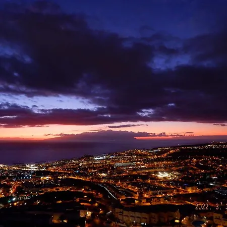 Premium Penthouse 105m2,bali Bed,heated Pool,best Sunsets *