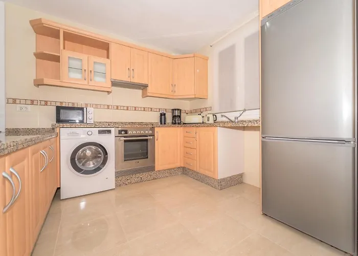 Premium Penthouse 105m2,bali Bed,heated Pool,best Sunsets